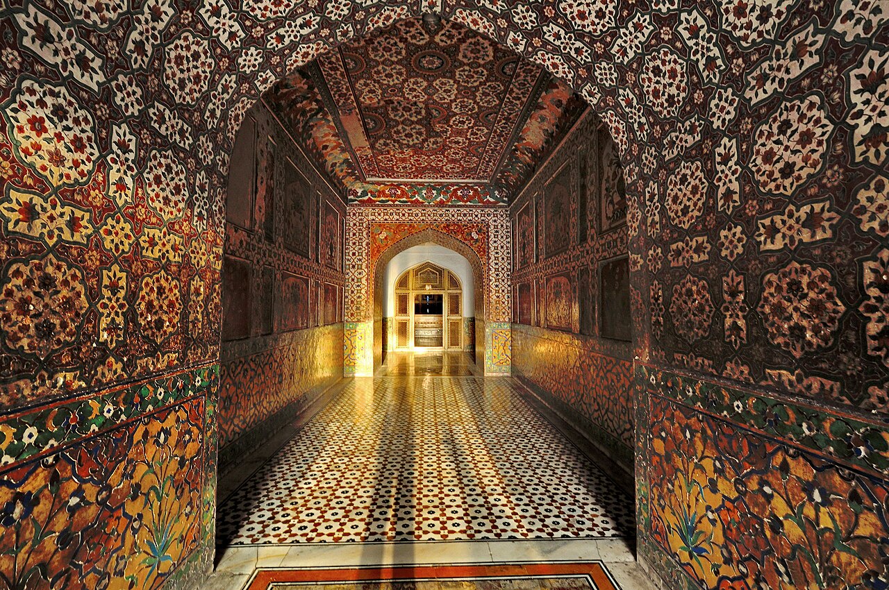 Photograph of Tomb of Jahangir, Lahore